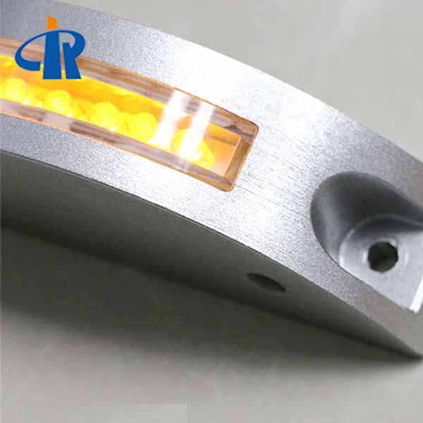 <h3>Red Solar Reflective Stud Light For Road Safety In Durban </h3>
